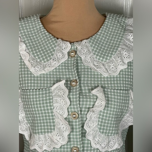 Galeria Chic Green Cropped Gingham Lace Trimmed Women's Top - Picture 3 of 6